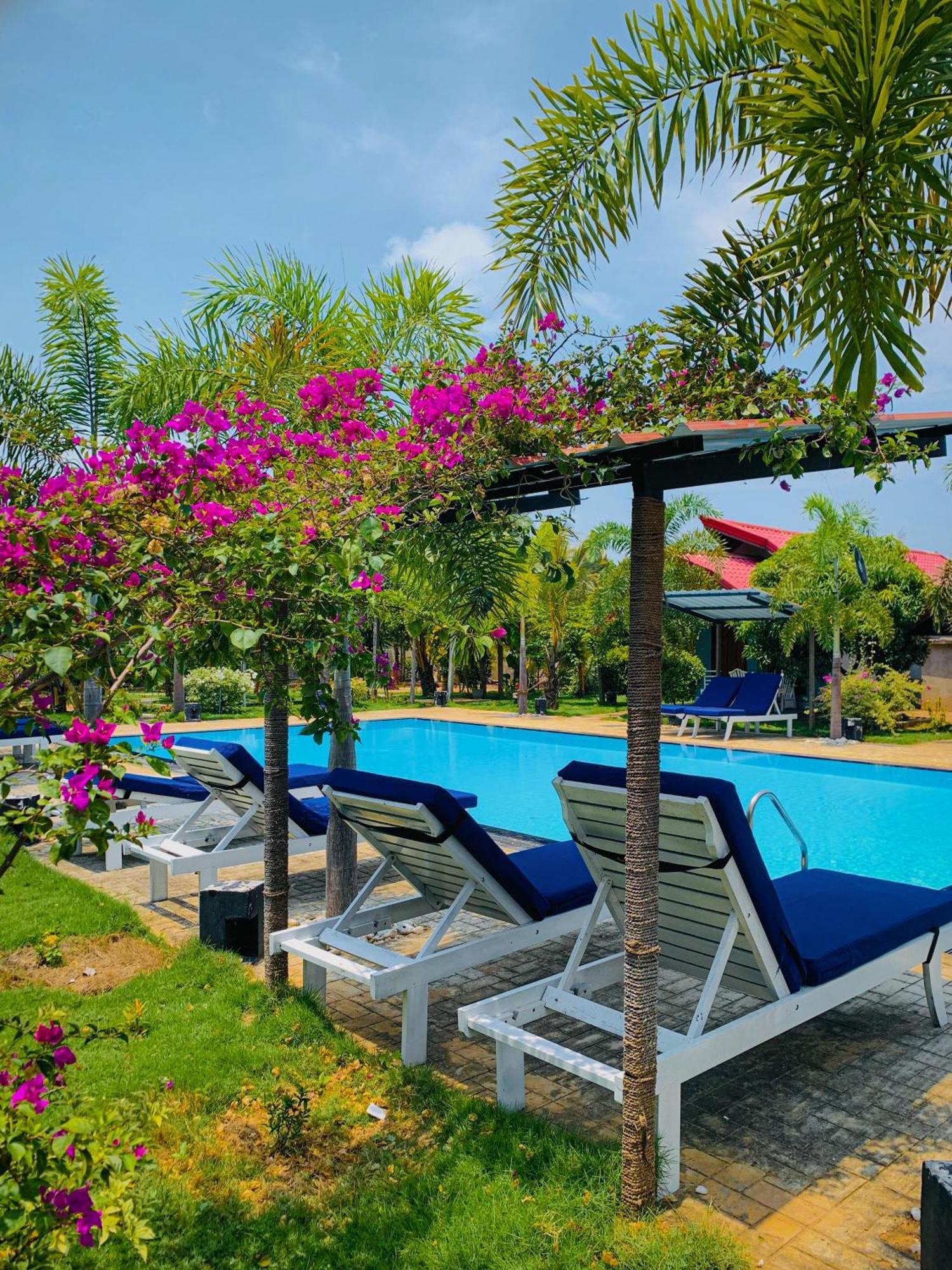 Anukama Resort Nilaveli Exterior photo