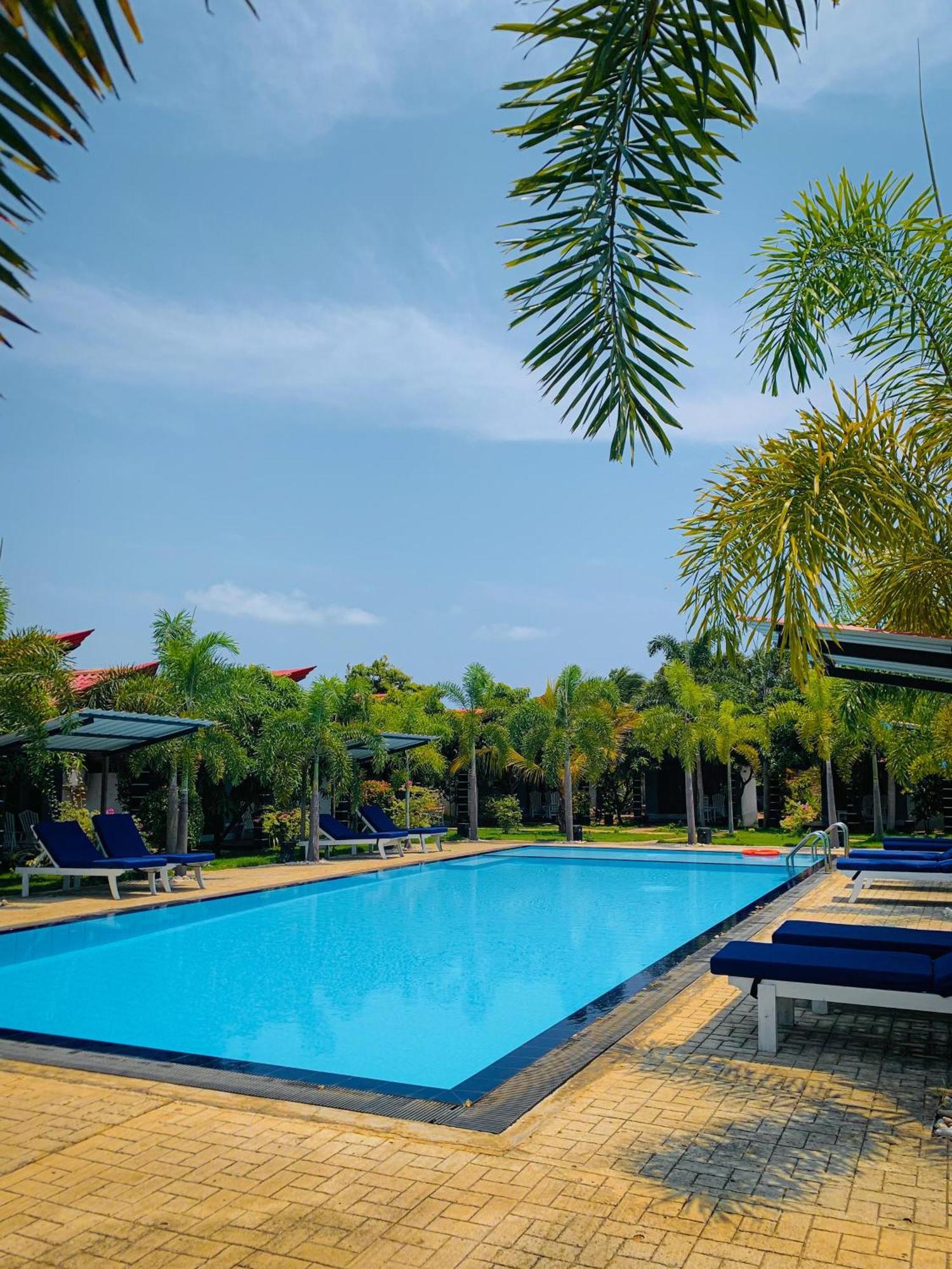 Anukama Resort Nilaveli Exterior photo